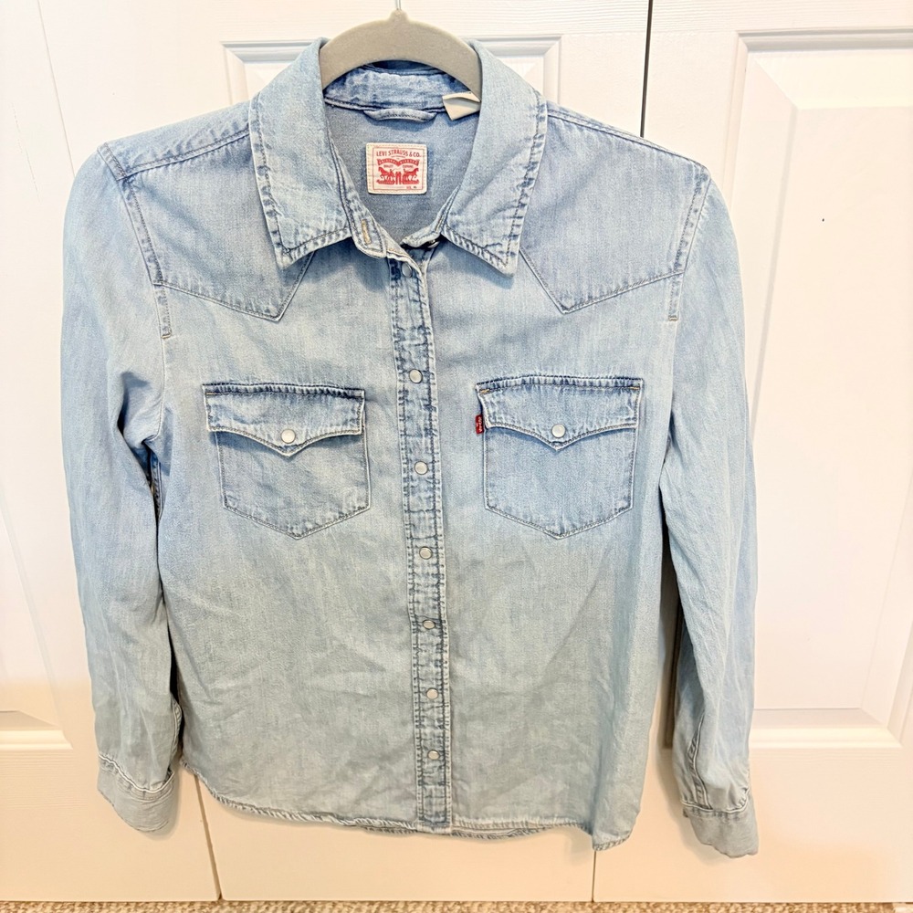 Levis Ultimate Western Denim Shirt Light Wash Pearl Snap XS 86832-0001